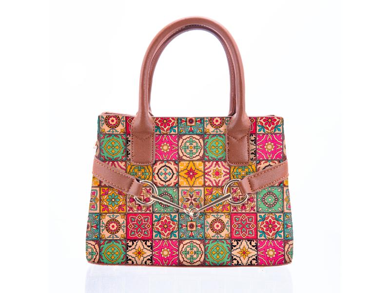 Minimalistische, elegante Damenhandtasche aus Kork